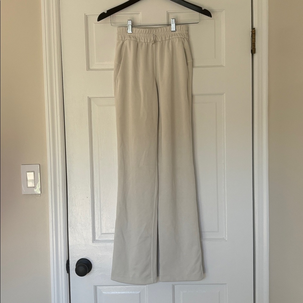 Lululemon Athletica Cream Joggers